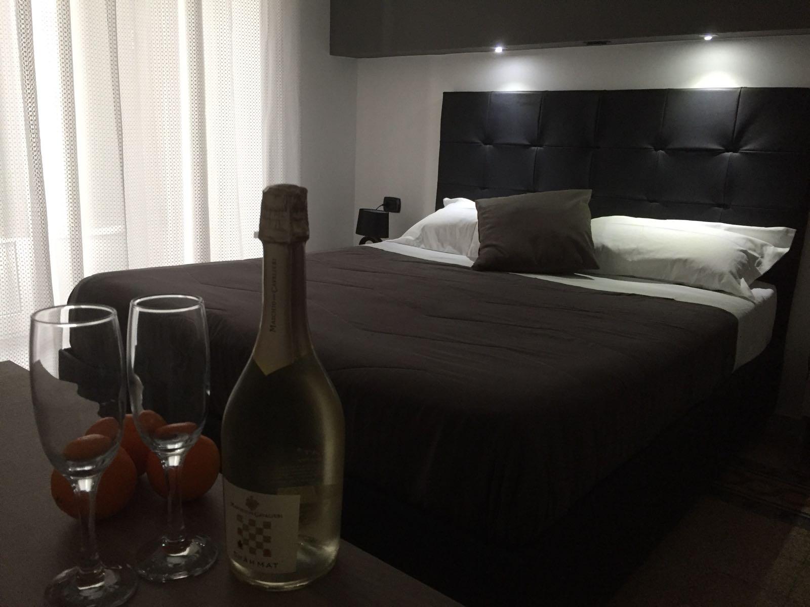 نابولي Mb95 - Mezzocannone Luxurious Bed&Breakfast المظهر الخارجي الصورة