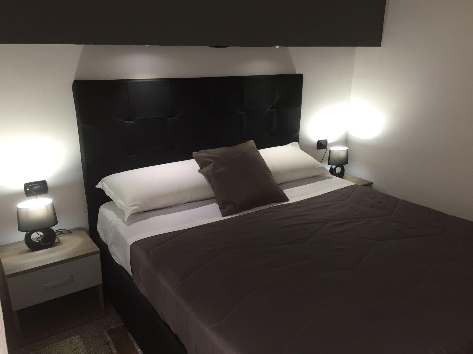 نابولي Mb95 - Mezzocannone Luxurious Bed&Breakfast المظهر الخارجي الصورة