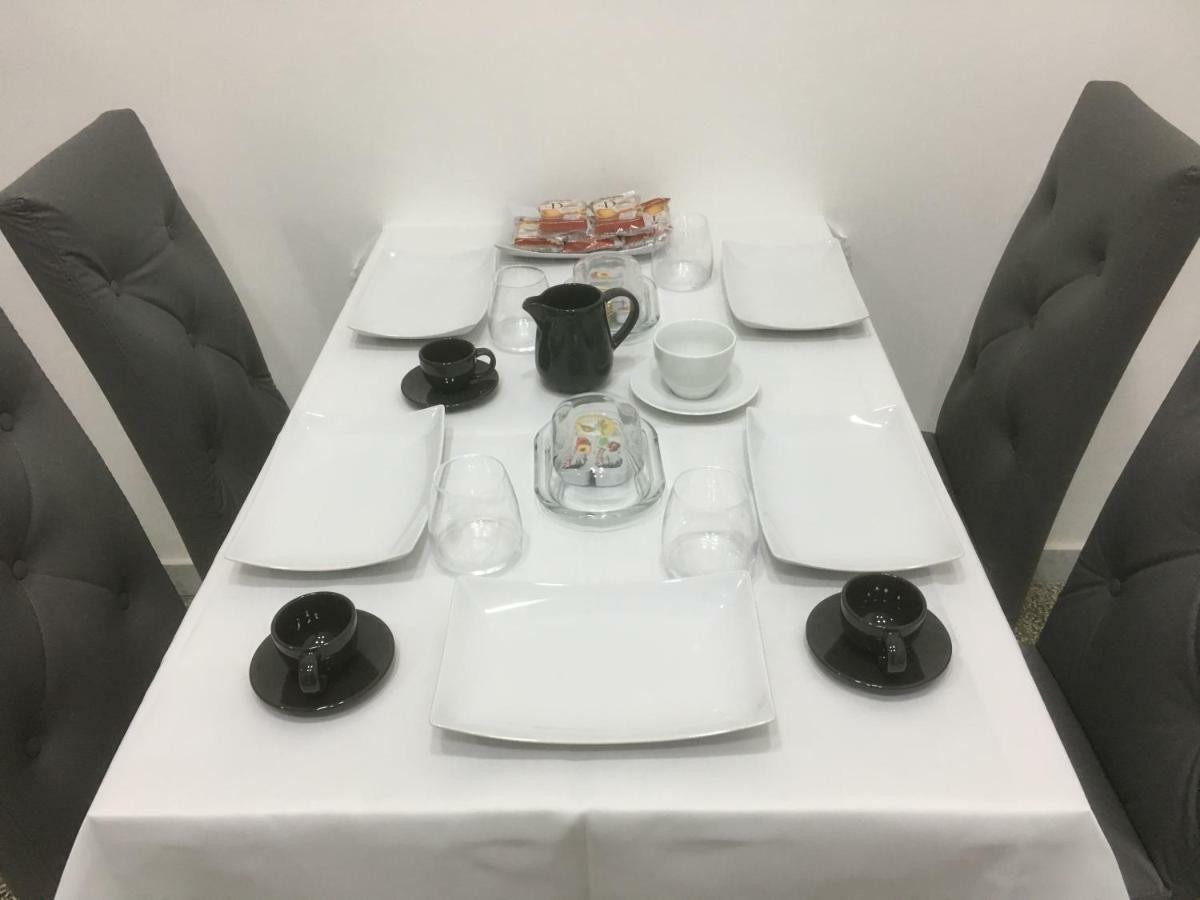 نابولي Mb95 - Mezzocannone Luxurious Bed&Breakfast المظهر الخارجي الصورة