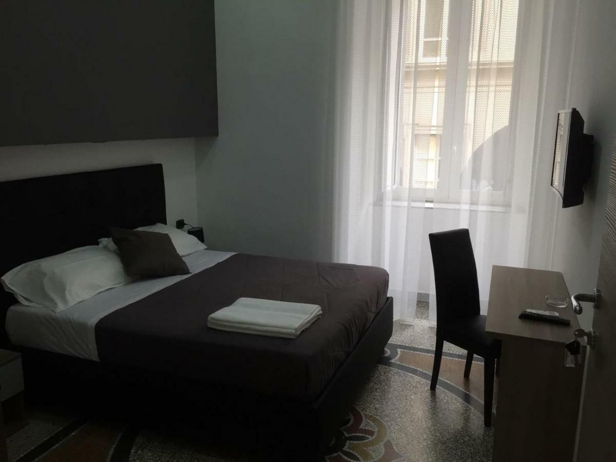 نابولي Mb95 - Mezzocannone Luxurious Bed&Breakfast المظهر الخارجي الصورة