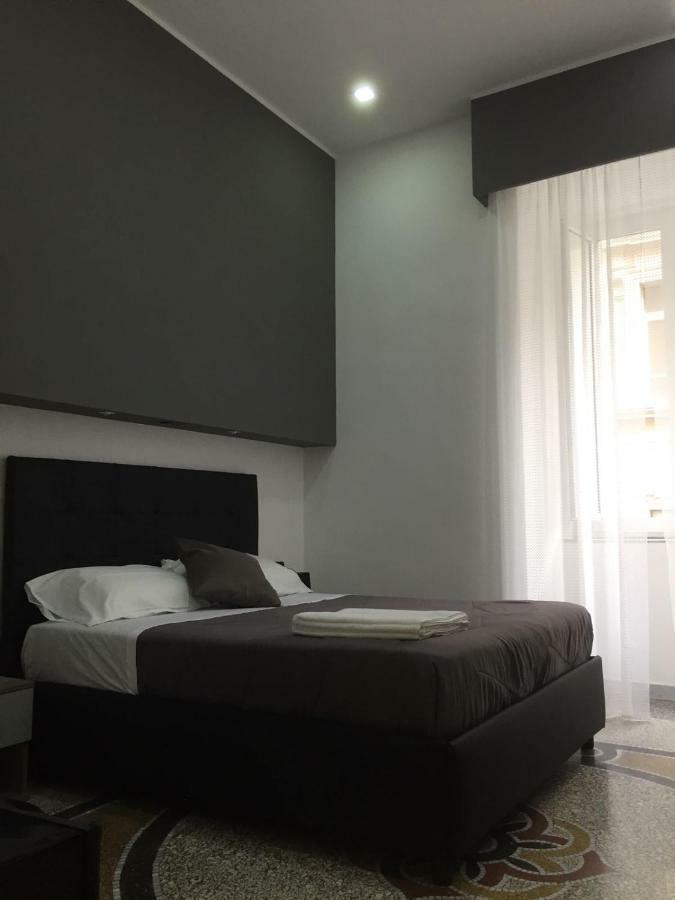 نابولي Mb95 - Mezzocannone Luxurious Bed&Breakfast المظهر الخارجي الصورة
