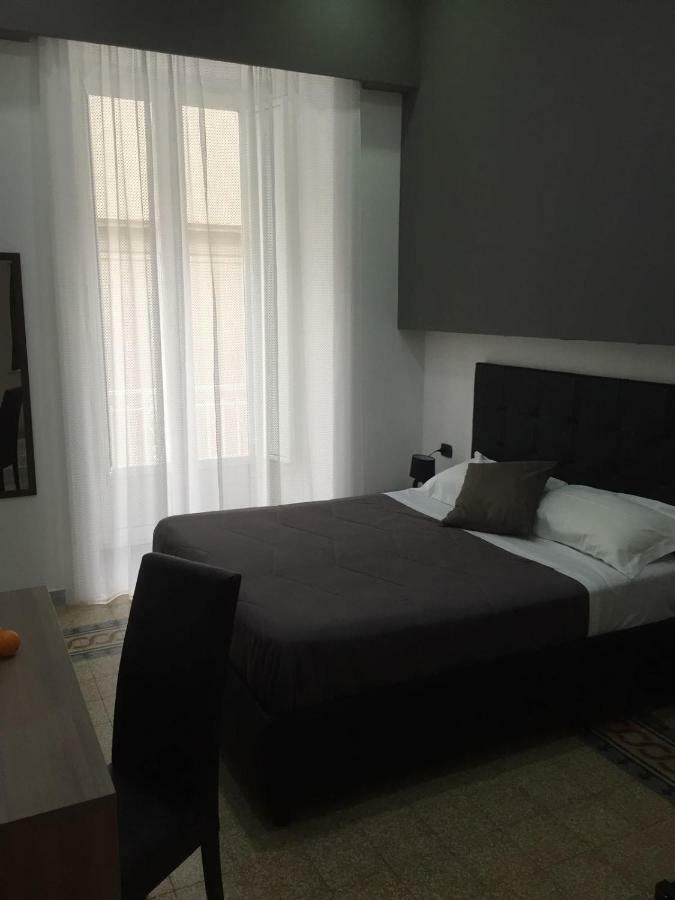 نابولي Mb95 - Mezzocannone Luxurious Bed&Breakfast المظهر الخارجي الصورة